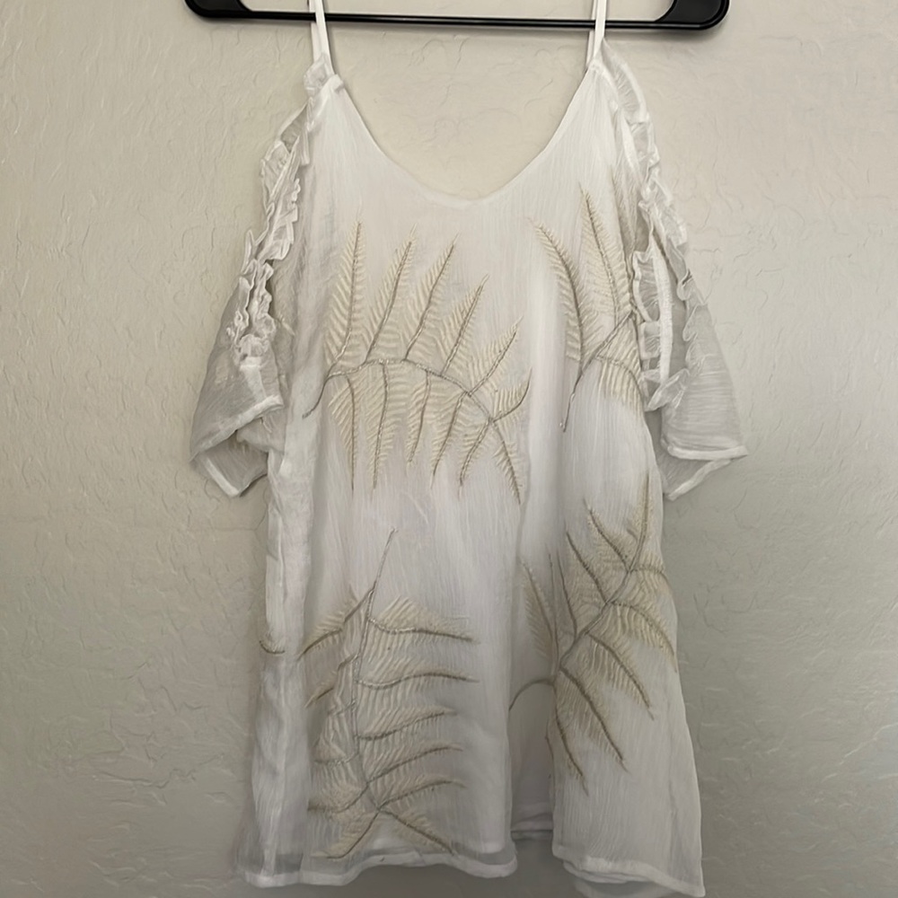 Women’s short sleeve top